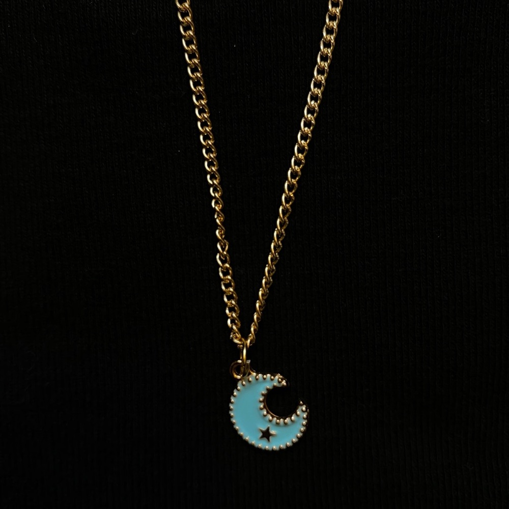 Blue moon gold necklace